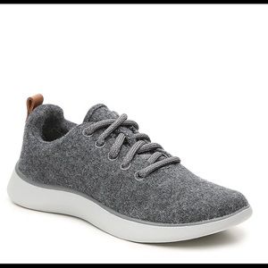 NWT- Dr. Scholl’s Free Step Sneaker